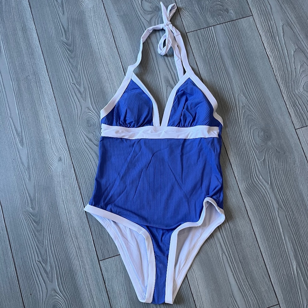 NWT Cupshe One-Piece